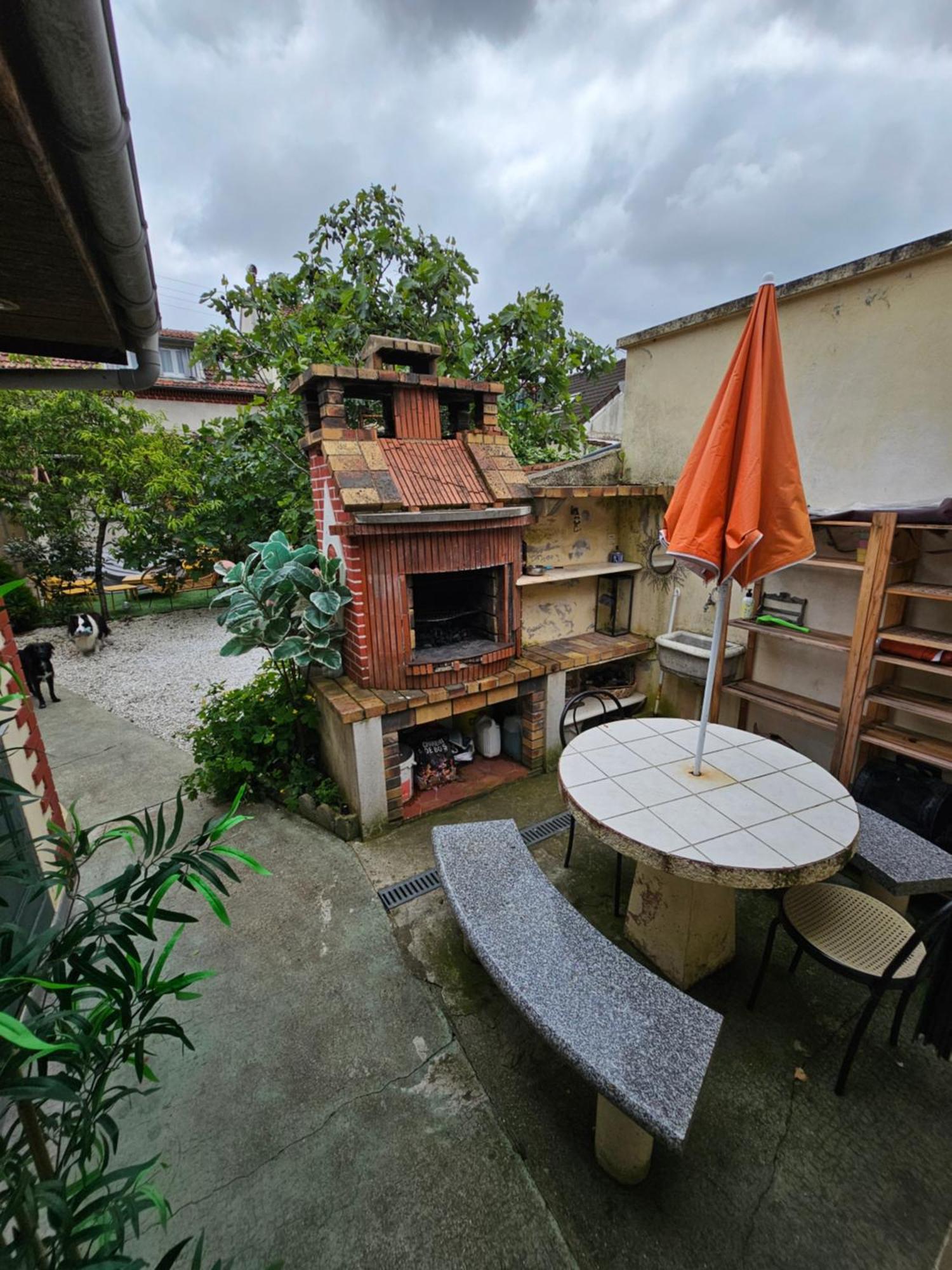 Petite Maison Au Calme Épinay-sur-Seine Eksteriør bilde